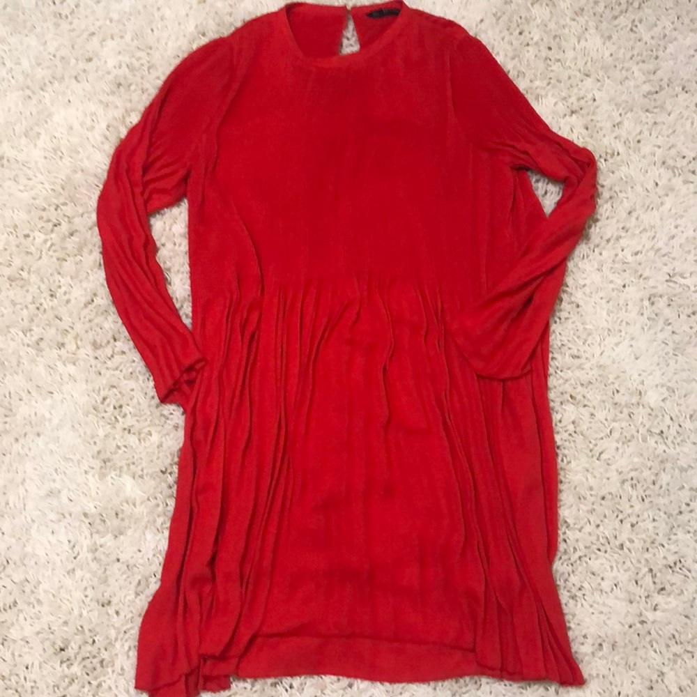 Long sleeved pleated, flowy Zara dress